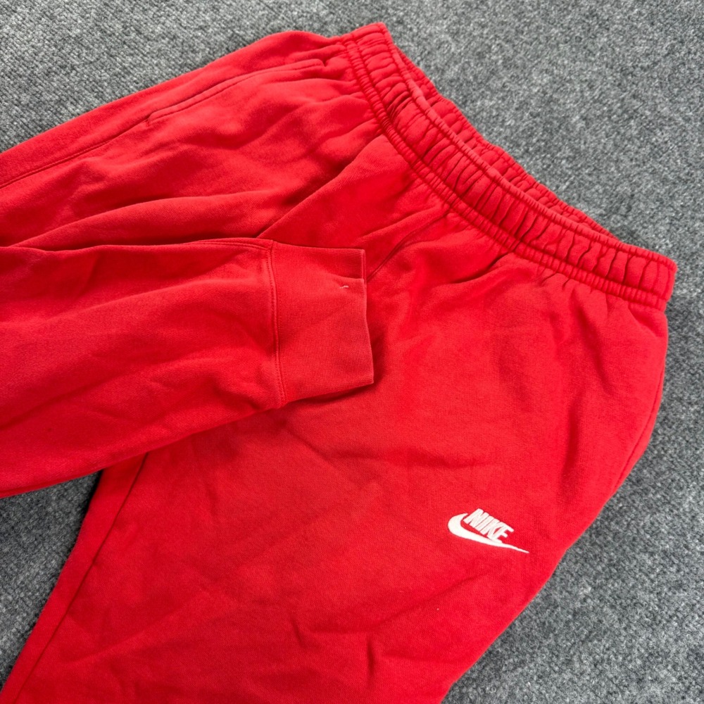 Nike Club Fleece Joggers Medium Red BV2671-657 Cuffed Sweatpants Men's